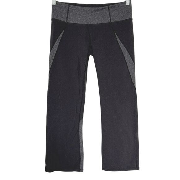Athleta Ananda Split Capri Yoga Size XS Comfy Mid Rise Stretchy Leggings - Picture 2 of 9